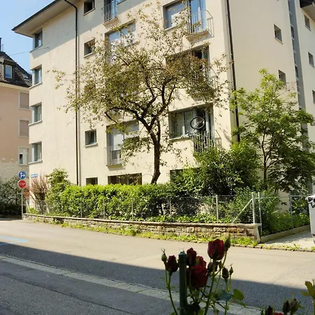 In The Heart Of - Crown 35 Apartamento